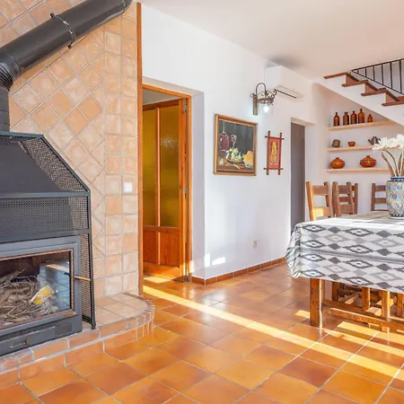 Rafelino Villa Llubi